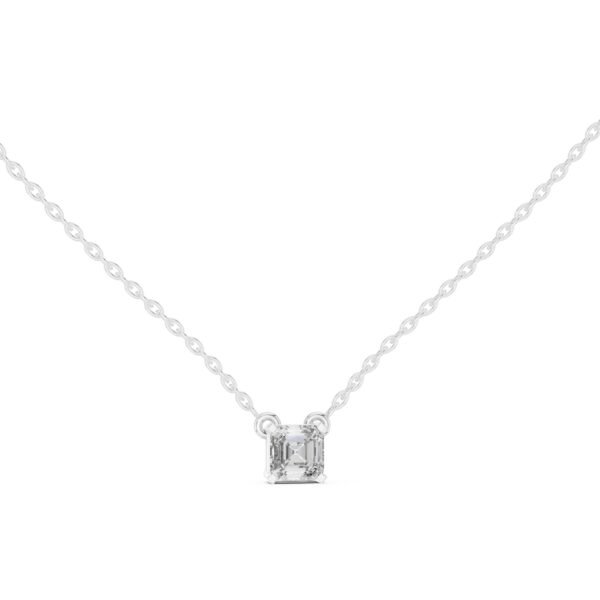 Sparkling Luxe 0.5ct Round Diamond Solitaire Pendant in 18KT